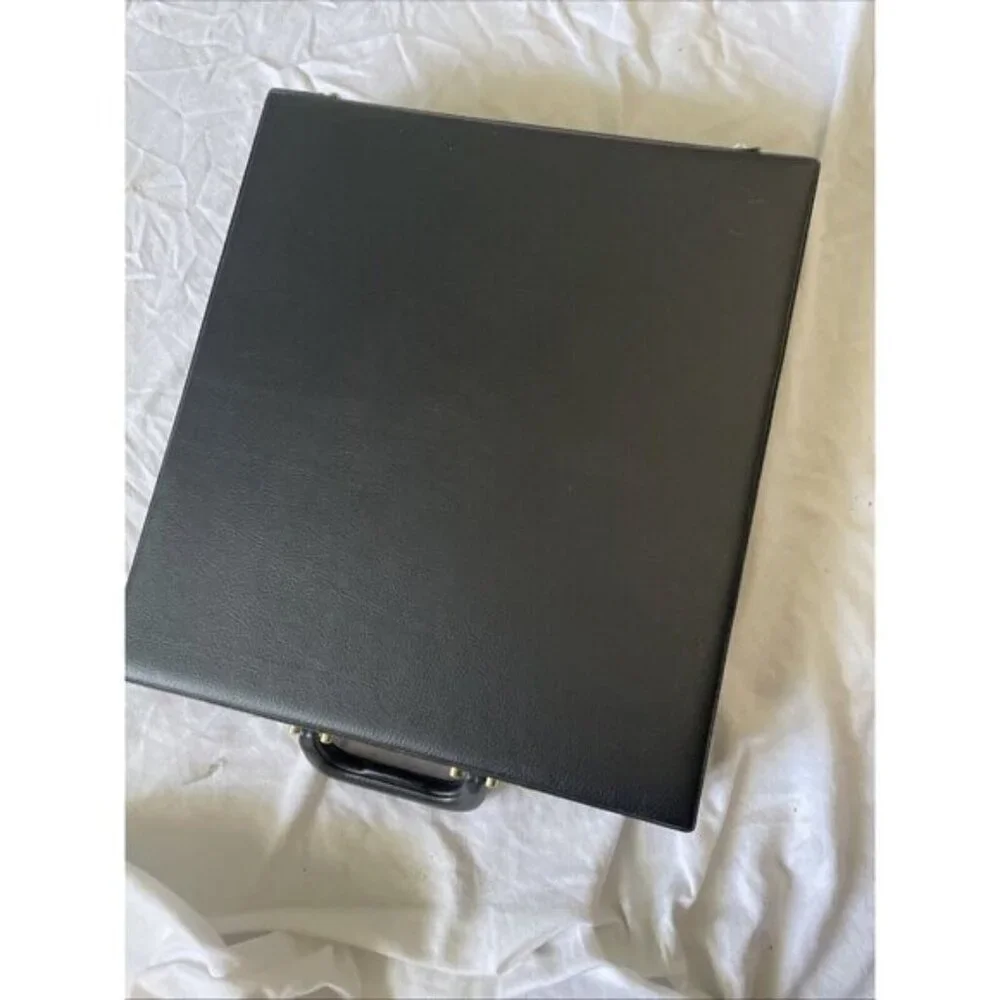 Golf Training Set With Digital Analyzer Case Manual & Accessories ComPutter